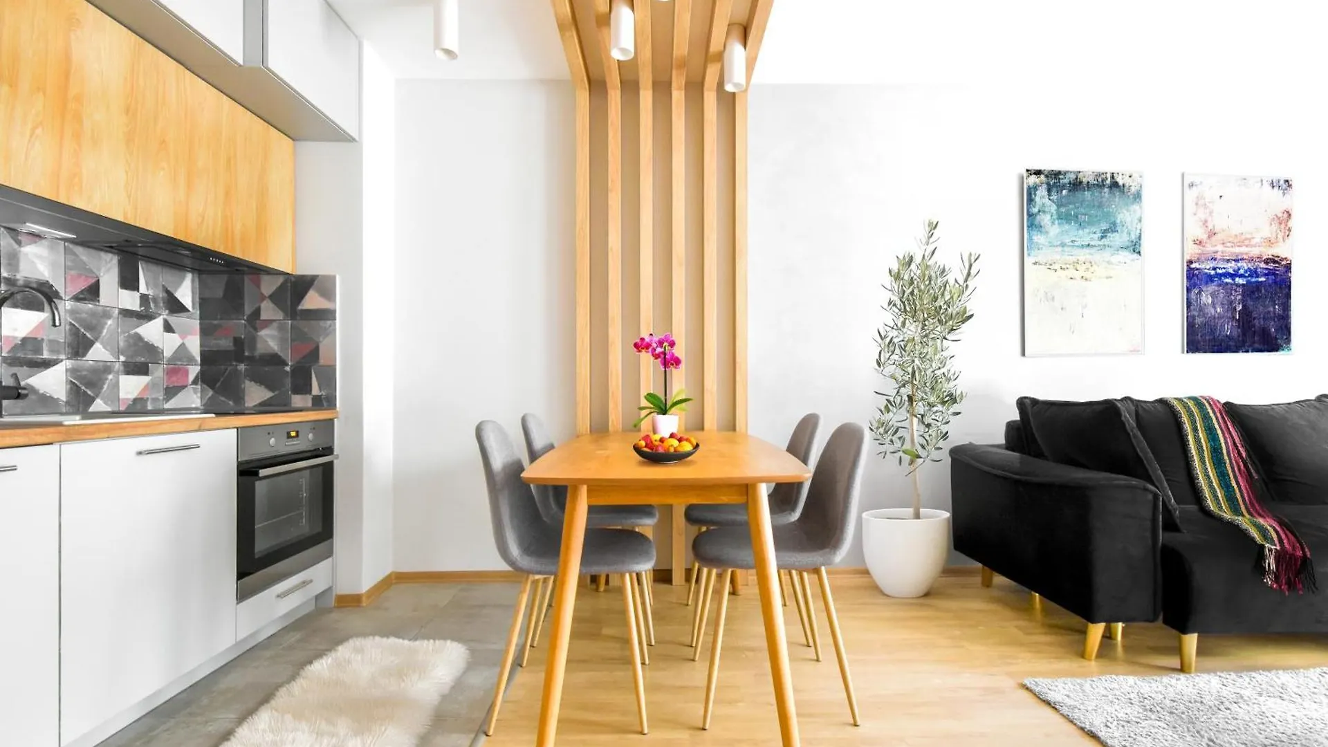 Downtown - Netflix - Ac - Next To Metro And Train Villa Sofia